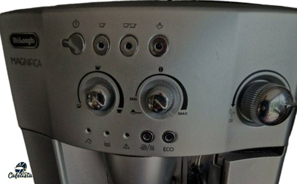 DeLonghi Magnifica ESAM 4200 S controle - 1